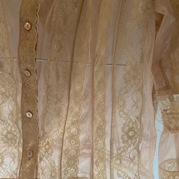 New Coldwater Creek Lace Blouse Size Large - Picture 3 of 4